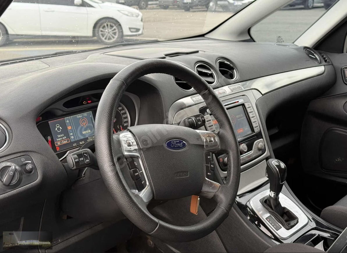 FORD S-MAX 2.3 HATASIZ 2007 MODEL 7 KİŞİLİK